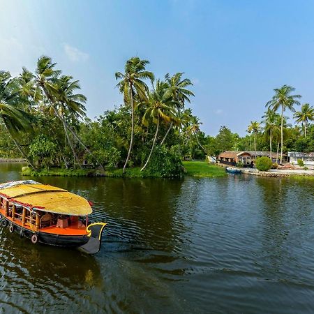 Oyo 5237 Island Lake Resort Alappuzha Экстерьер фото