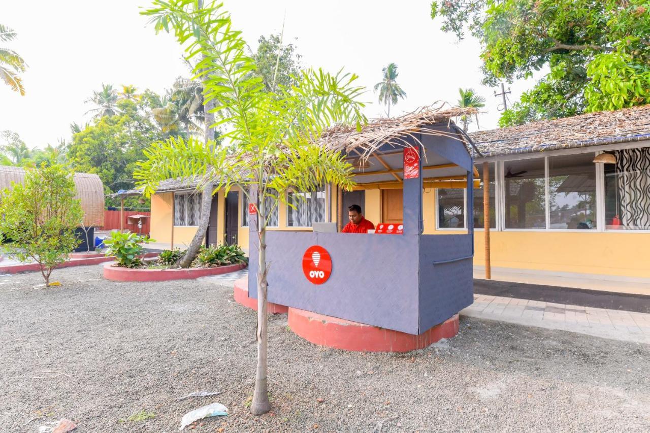 Oyo 5237 Island Lake Resort Alappuzha Экстерьер фото