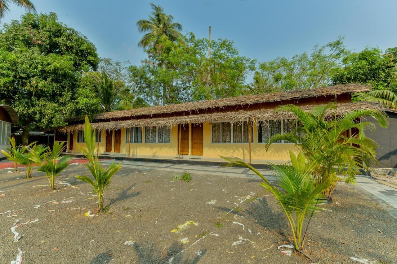 Oyo 5237 Island Lake Resort Alappuzha Экстерьер фото