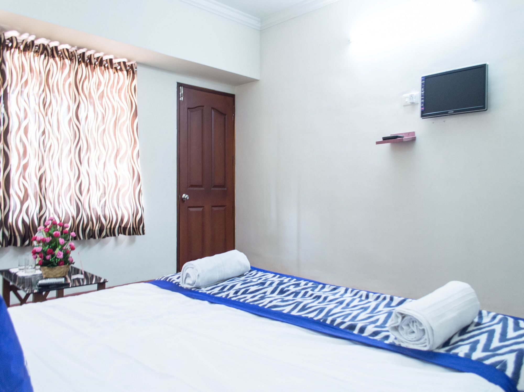 Oyo 5237 Island Lake Resort Alappuzha Экстерьер фото